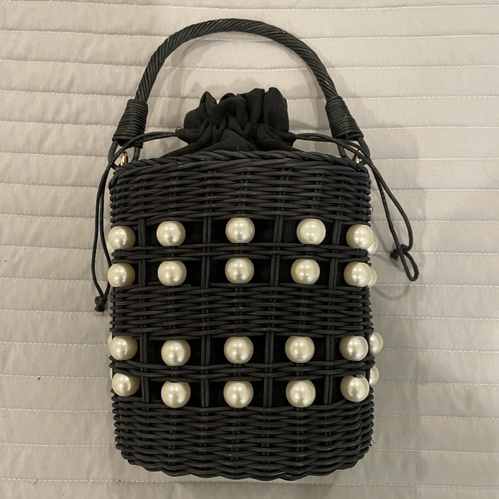 KATE SPADE x TARGET woven straw bucket bag with pearls